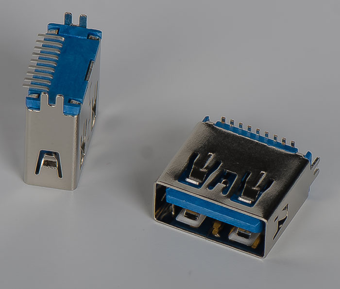 U3-096 USB 3.0 A F 直立式SMT