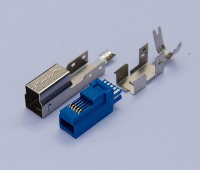 U3-058 USB 3.0 B M 焊线 三件式 11PIN