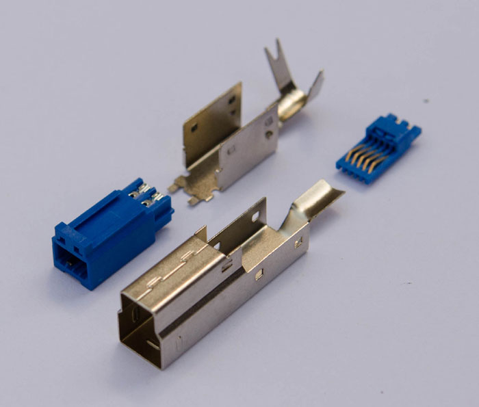 U3-056 USB 3.0 B M 焊线 四件式